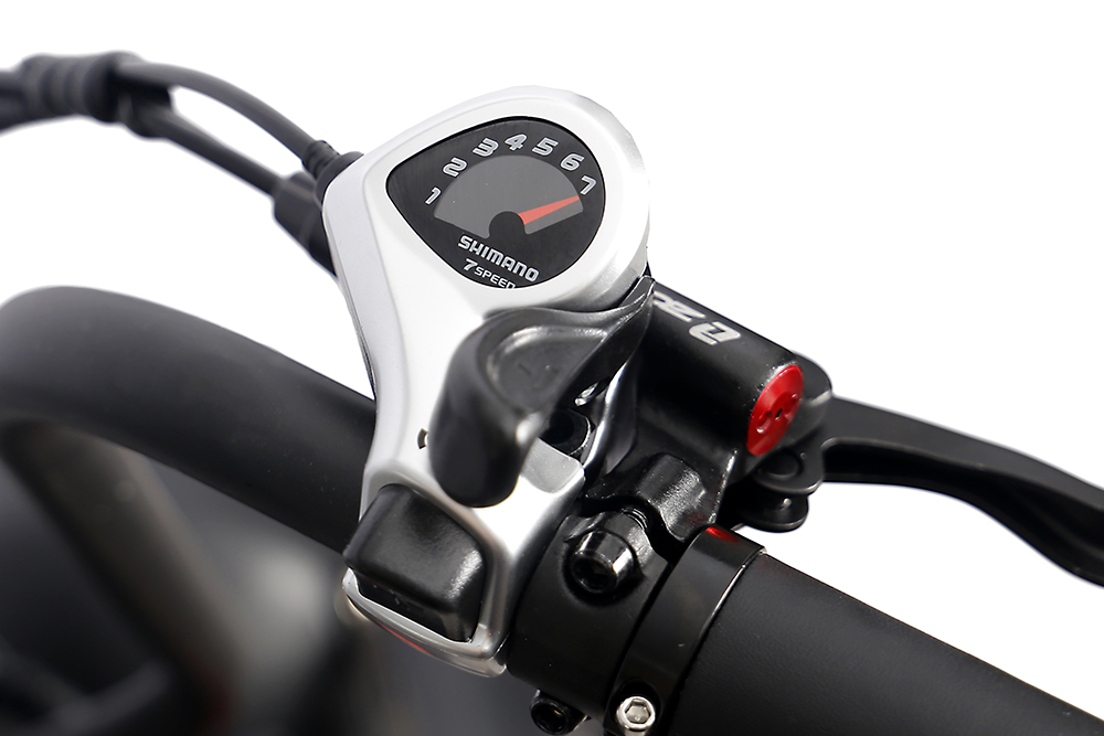 PLUS CRUISER